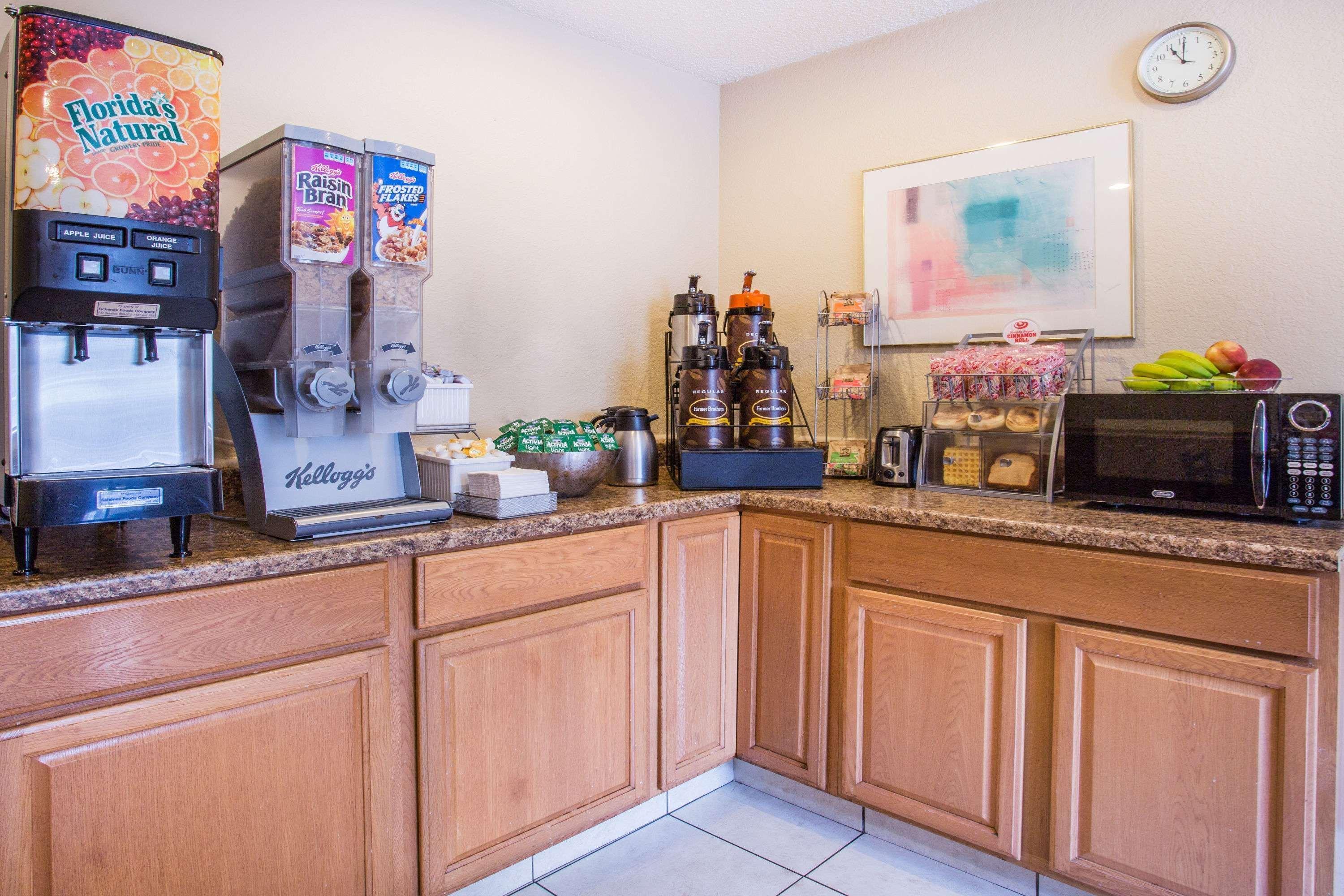 Motel Super 8 By Wyndham Harrisonburg Zewnętrze zdjęcie