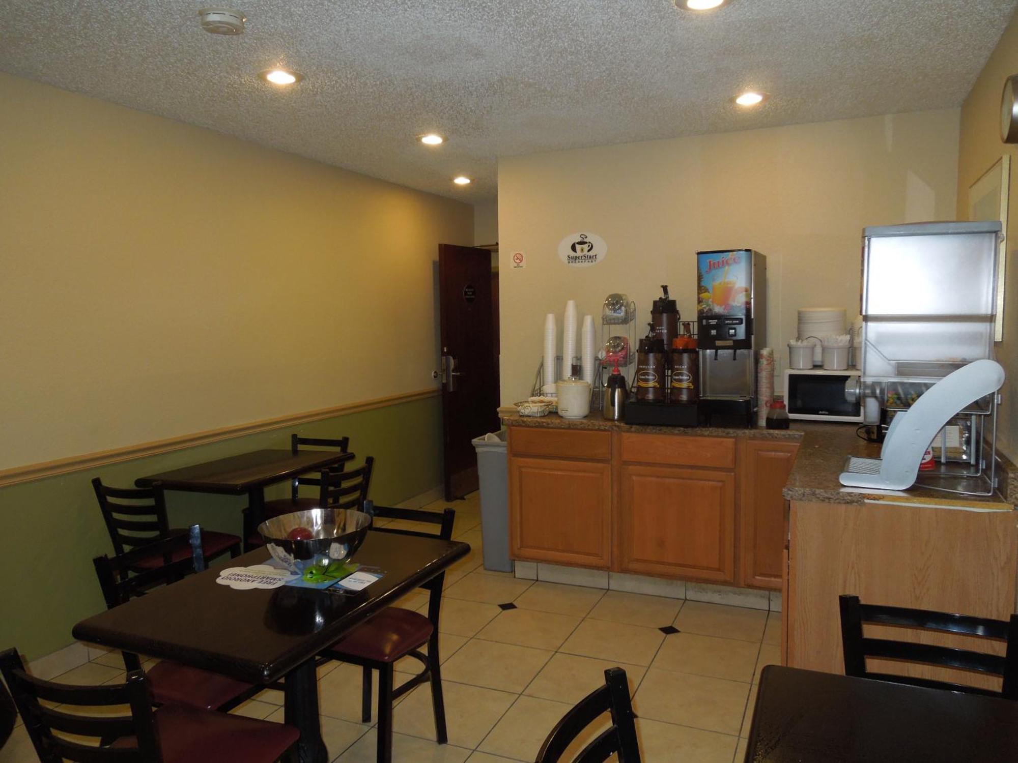 Motel Super 8 By Wyndham Harrisonburg Zewnętrze zdjęcie